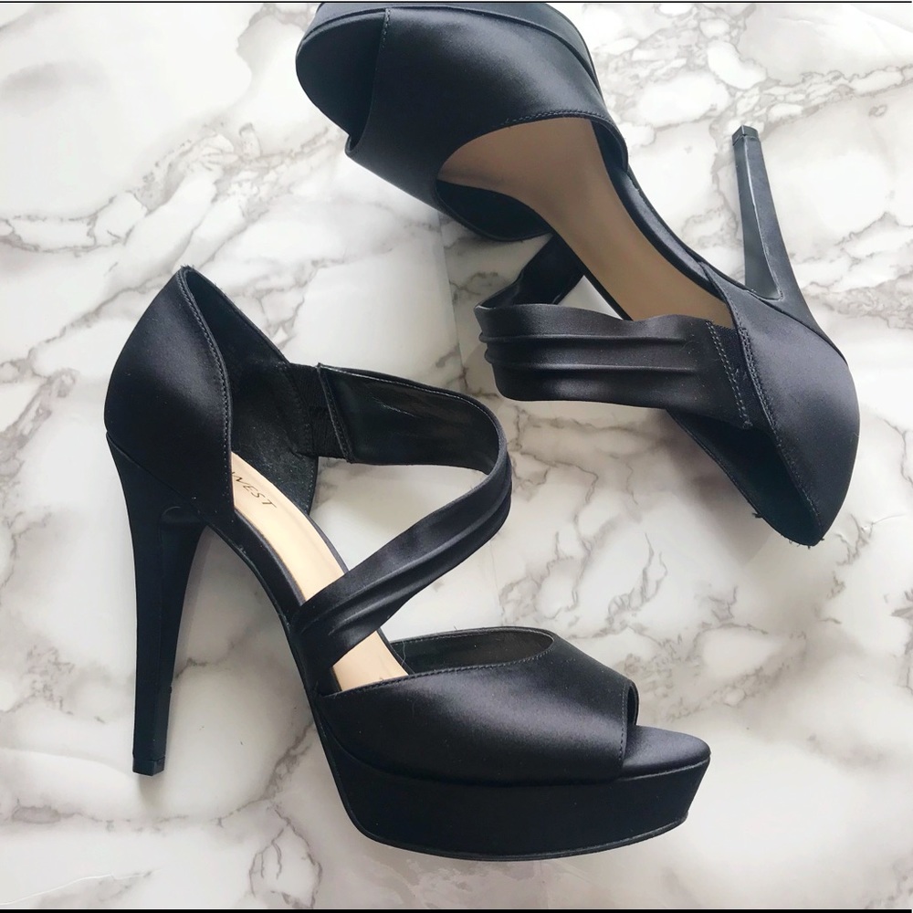 New! Nine West Satin Platform Heels